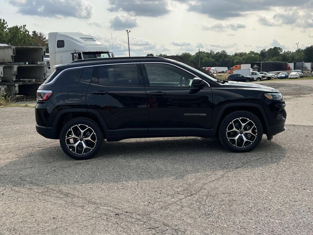 New 2026 Jeep Compass Limited Sport Utility