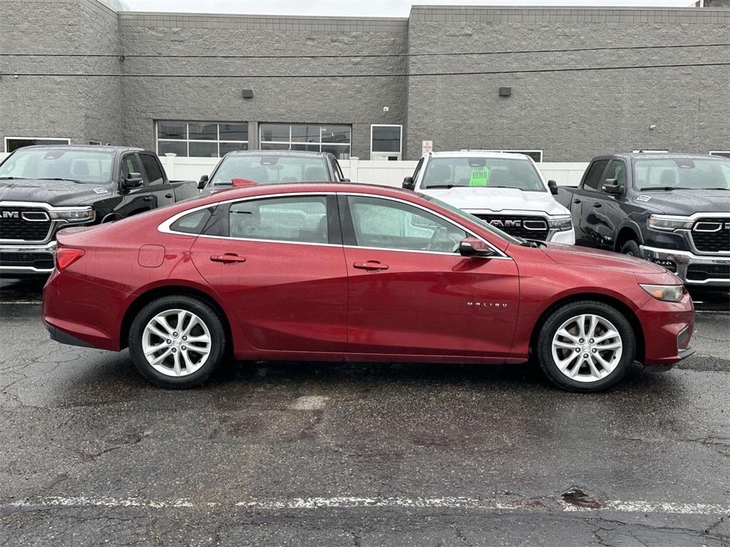 Used 2017 Chevrolet Malibu LT Sedan
