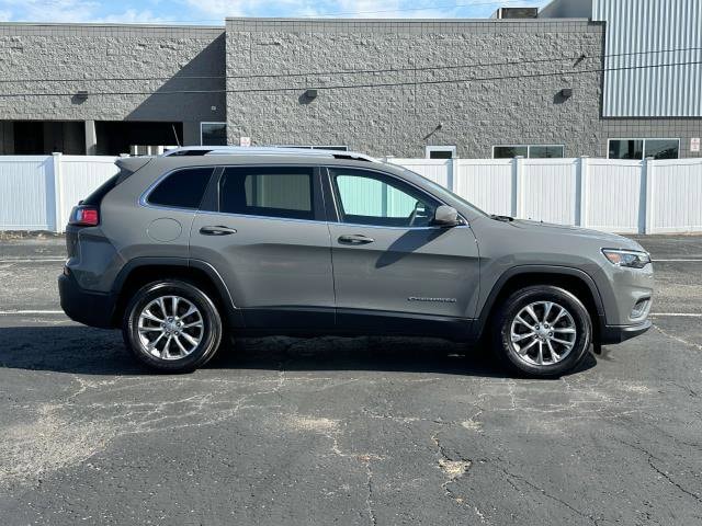 Used 2021 Jeep Cherokee Latitude Lux with VIN 1C4PJMMX4MD241231 for sale in Sterling Heights, MI