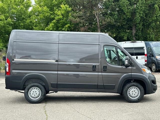 2025 Ram ProMaster 1500 Base photo 2