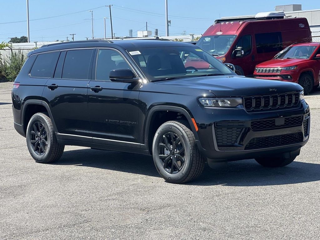 New 2026 Jeep Grand Cherokee L Laredo Sport Utility