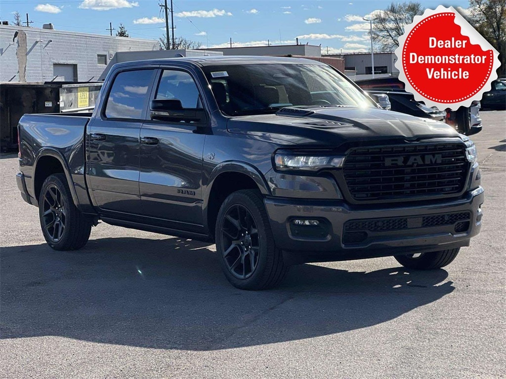 2026 RAM Ram 1500 Pickup Laramie's photo