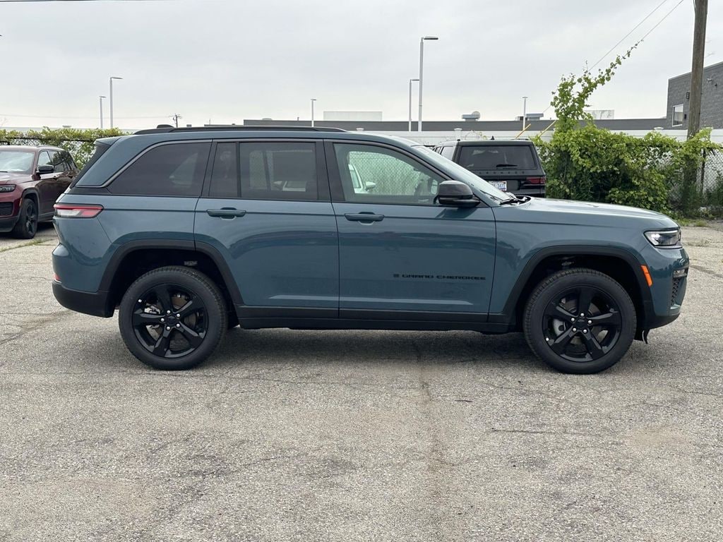 New 2026 Jeep Grand Cherokee Limited Sport Utility