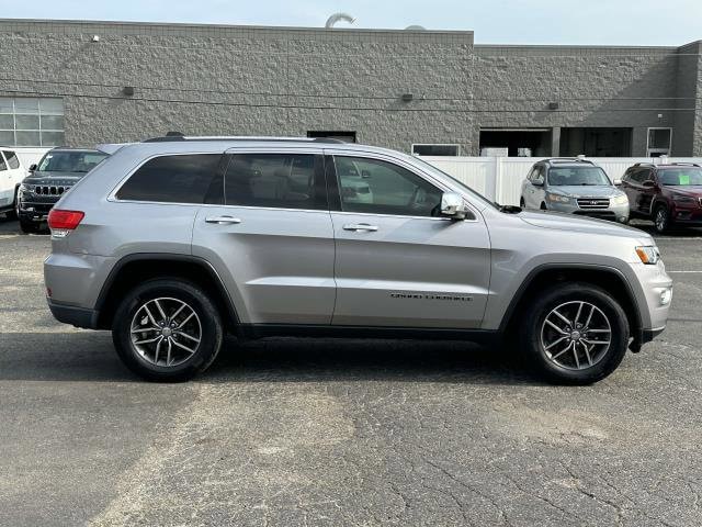 Used 2017 Jeep Grand Cherokee Limited with VIN 1C4RJFBG7HC742388 for sale in Sterling Heights, MI