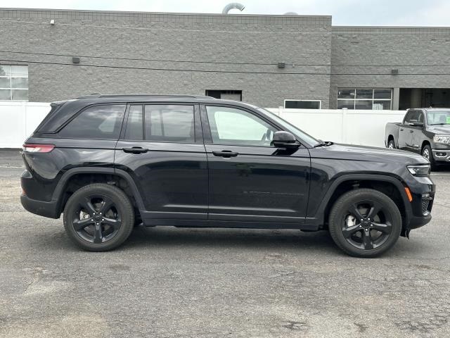 Used 2023 Jeep Grand Cherokee Limited with VIN 1C4RJHBG2PC653547 for sale in Sterling Heights, MI