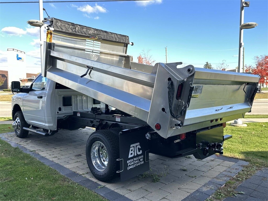 New 2026 Ram 3500 Chassis Cab Tradesman/Big Horn Pickup