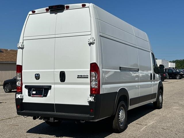 2025 Ram ProMaster 3500 Base Cargo Van photo 2