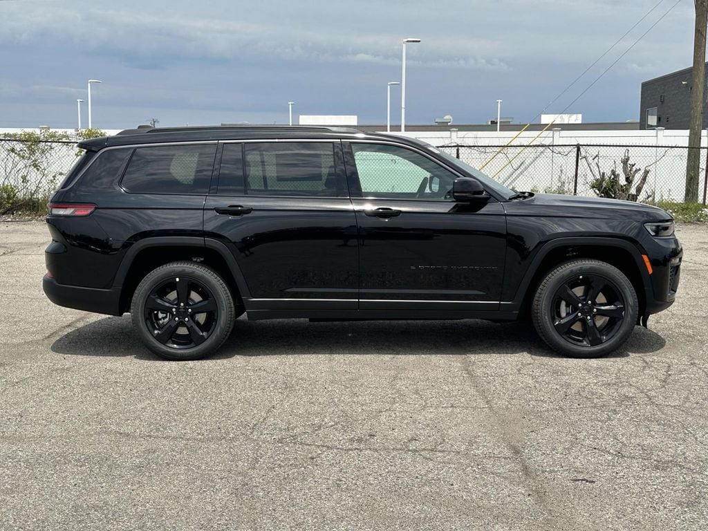 New 2026 Jeep Grand Cherokee L Limited Sport Utility