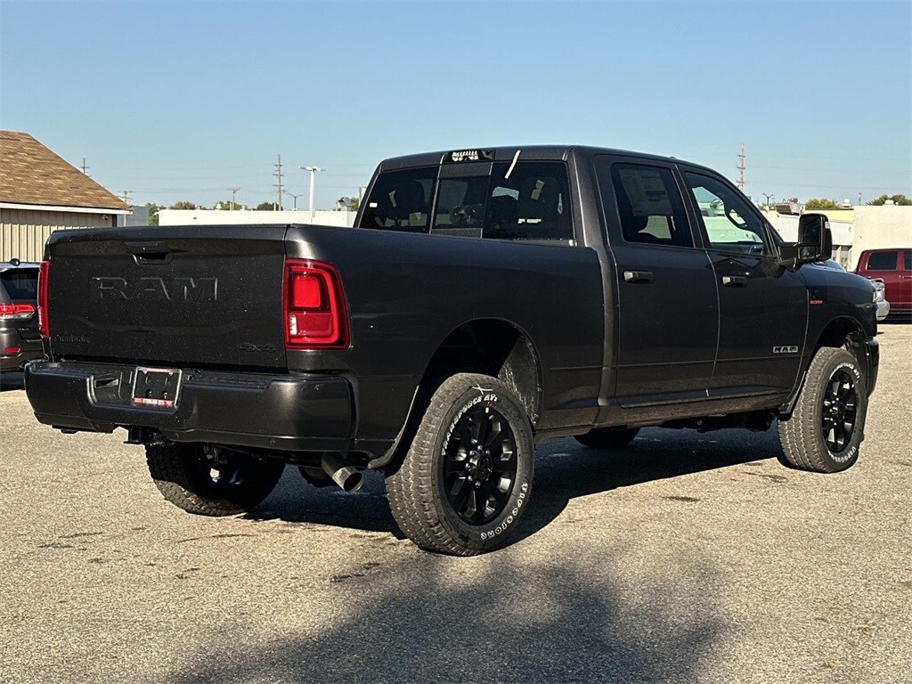 2026 Ram 2500 Big Horn photo 3