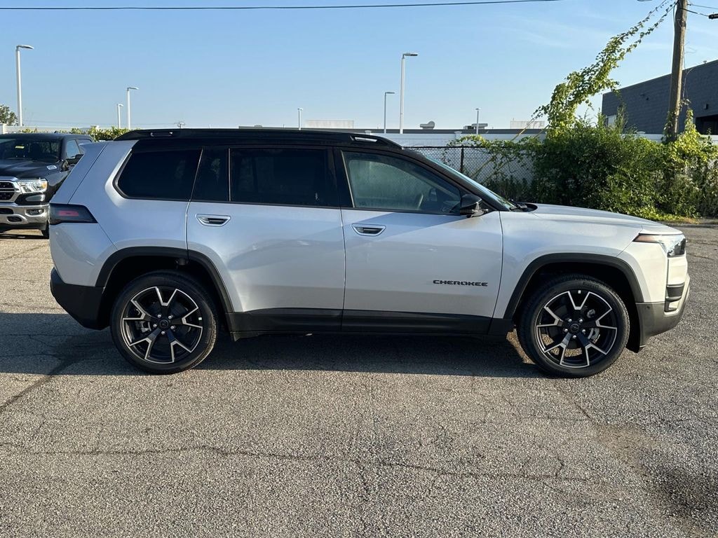 New 2026 Jeep Cherokee Overland Sport Utility