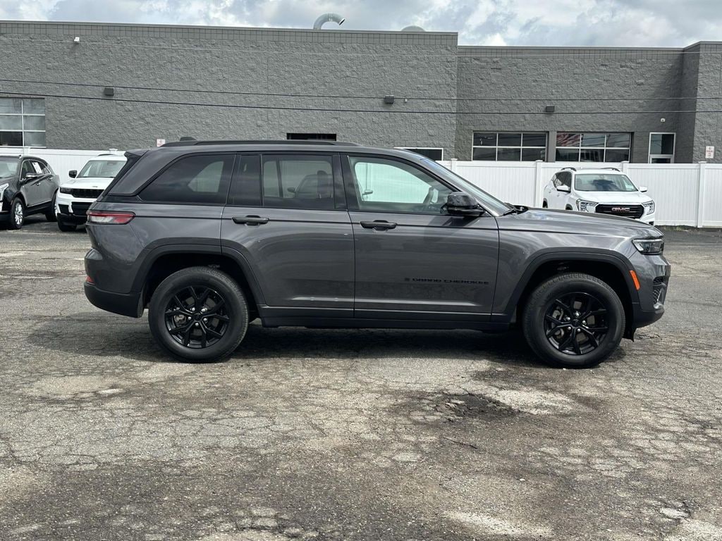 Used 2024 Jeep Grand Cherokee