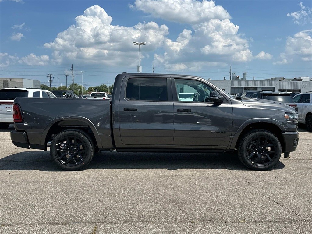2026 Ram 1500 Laramie photo 2