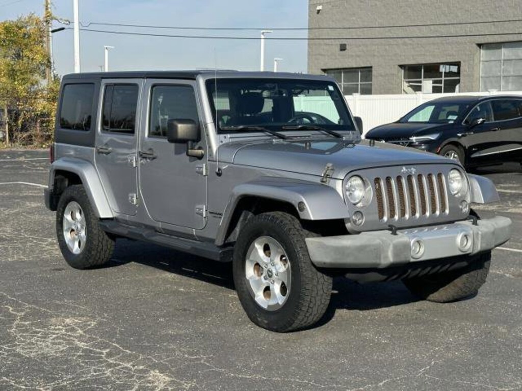Used 2014 Jeep Wrangler Unlimited For Sale in Sterling Heights MI