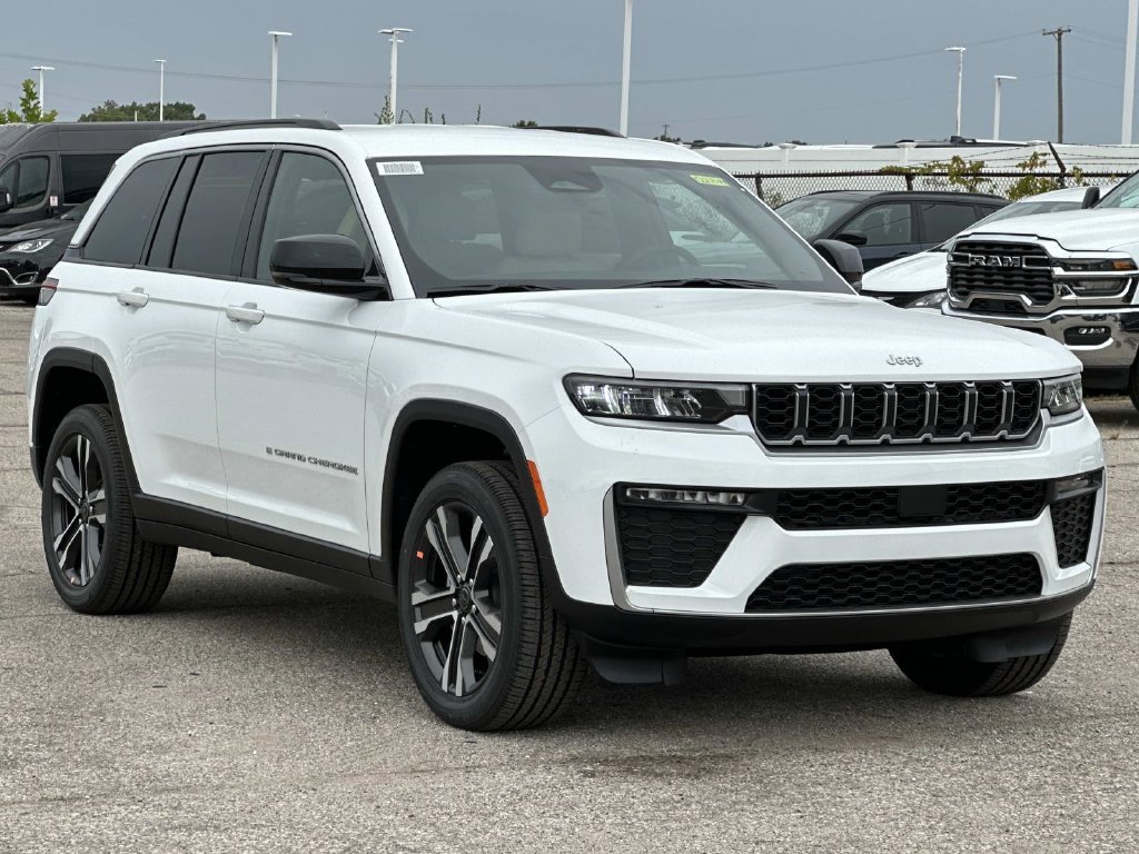 2027 Jeep Grand Cherokee Sport Utility 