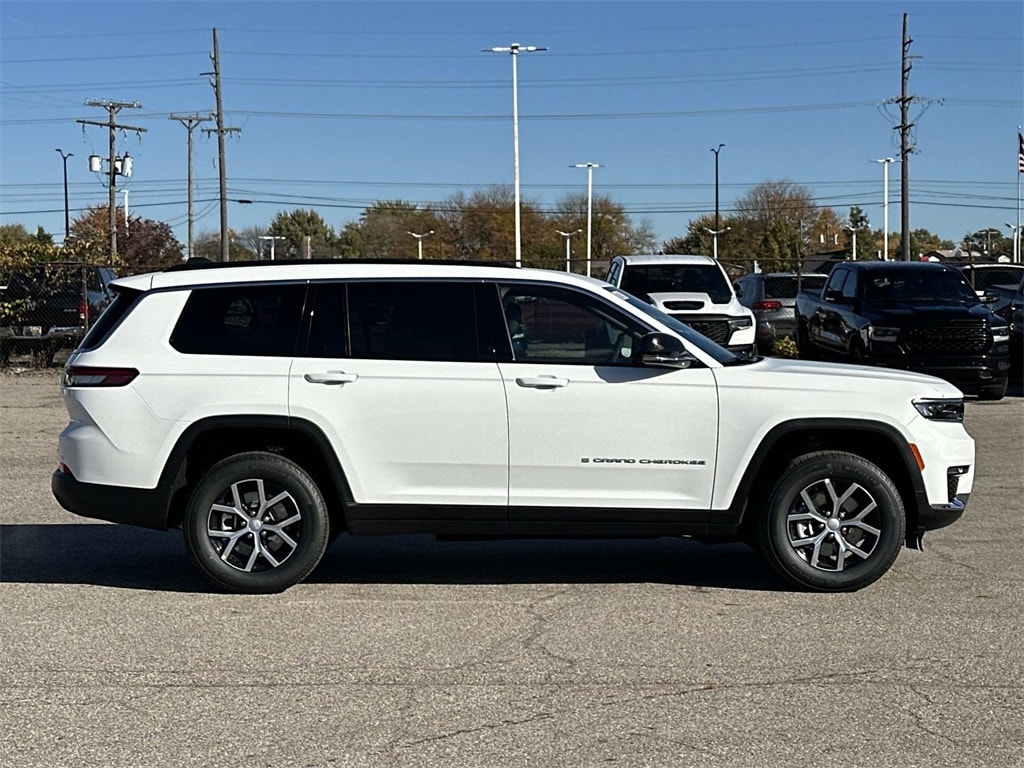 New 2025 Jeep Grand Cherokee L Limited Sport Utility