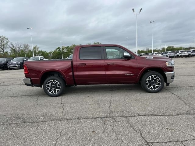 2025 Ram 1500 Laramie photo 2