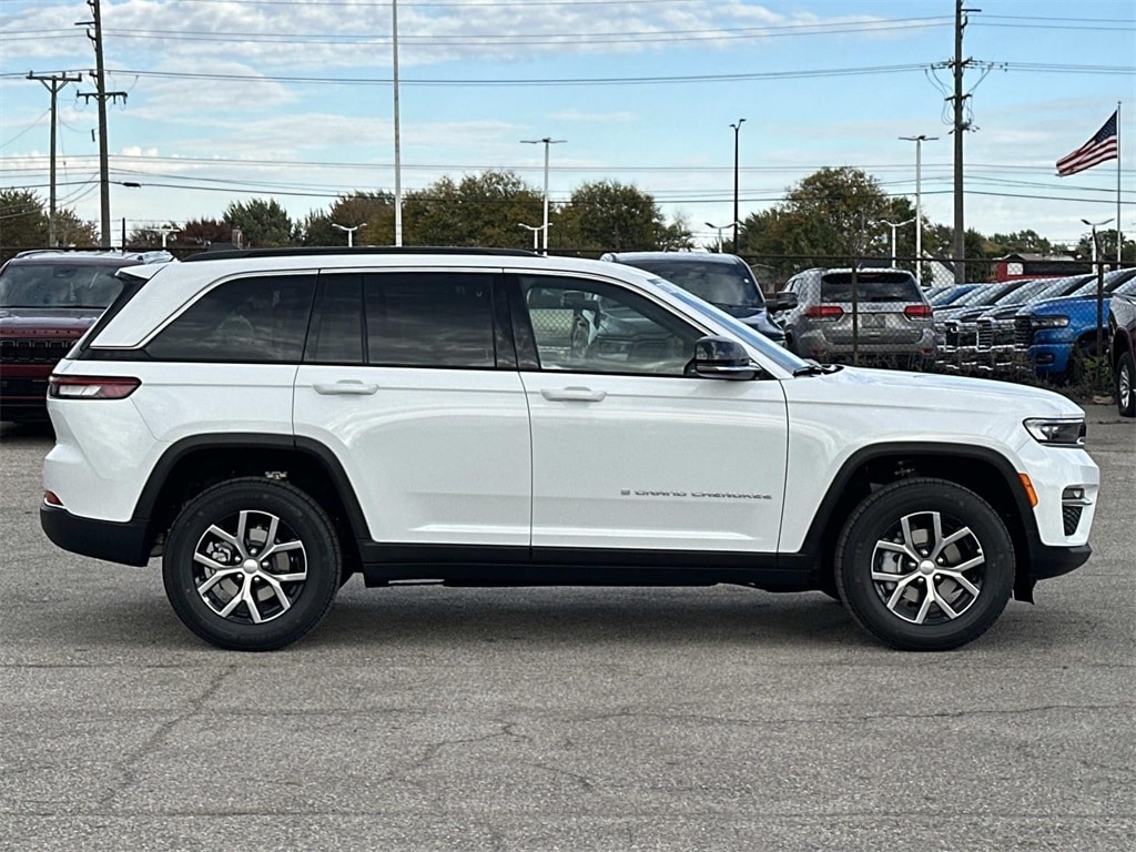 New 2025 Jeep Grand Cherokee Limited Sport Utility