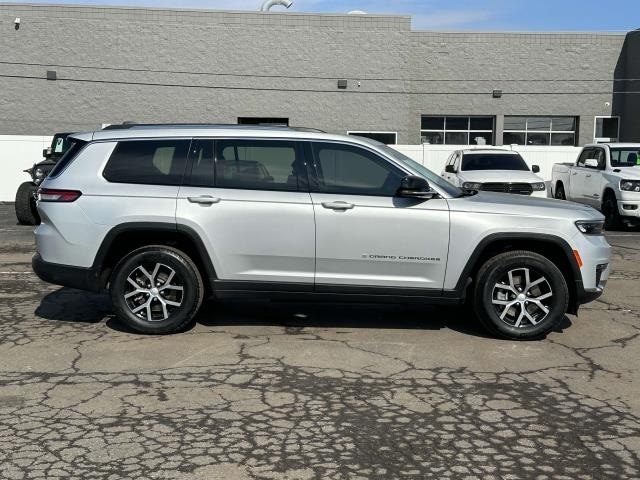 Certified 2023 Jeep Grand Cherokee L Limited with VIN 1C4RJKBG5P8816725 for sale in Sterling Heights, MI