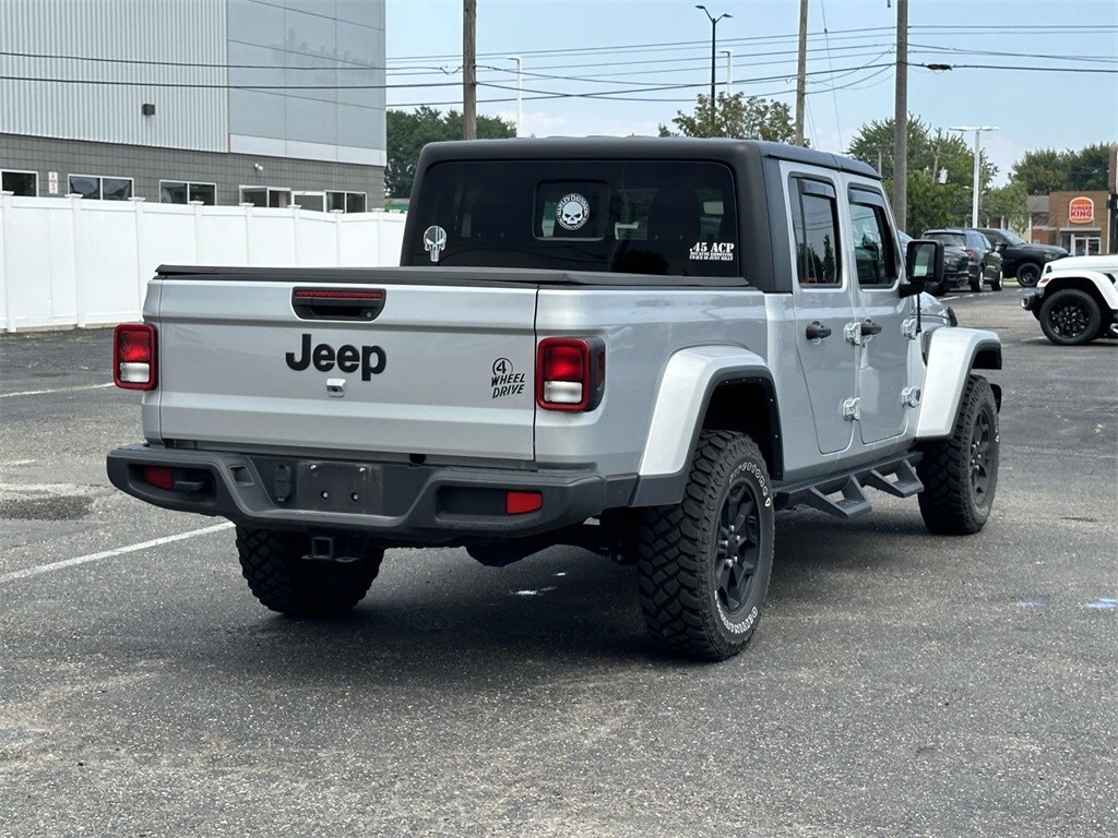 2022 Jeep Gladiator Willys photo 4