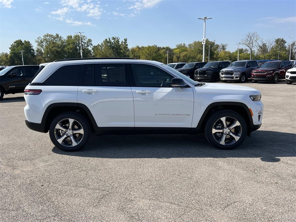 New 2025 Jeep Grand Cherokee Limited Sport Utility