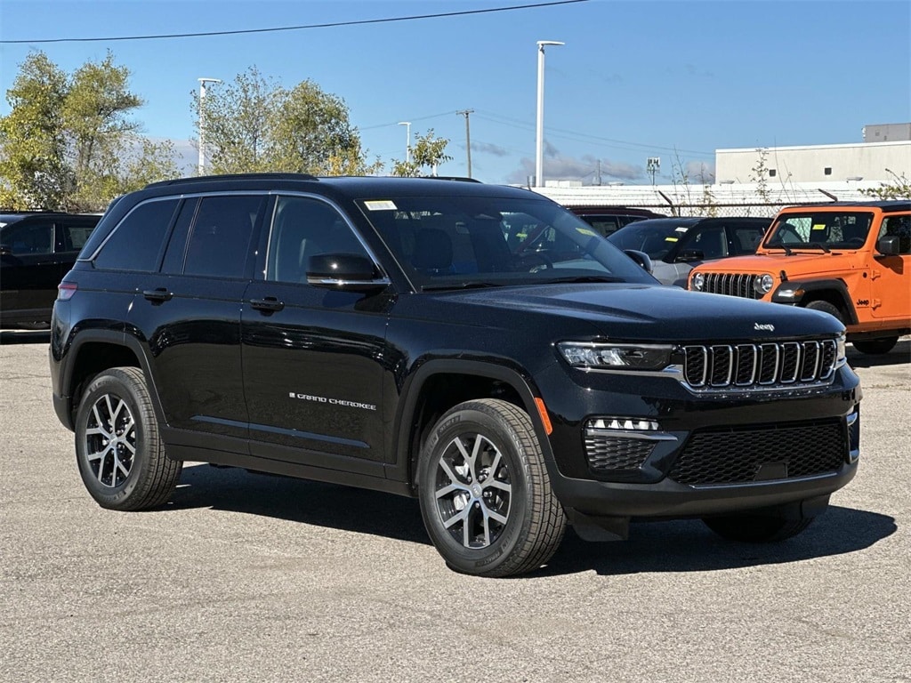 New 2025 Jeep Grand Cherokee Limited Sport Utility