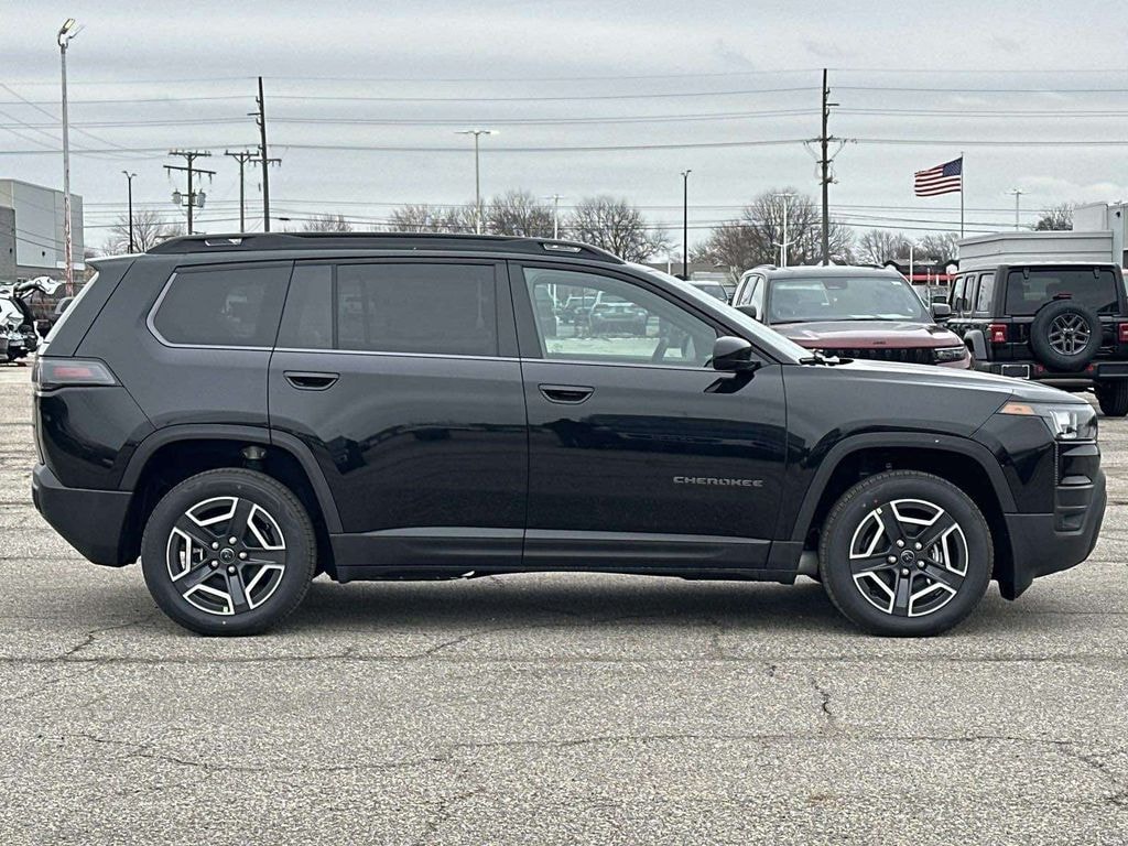 New 2026 Jeep Cherokee Laredo/Limited Sport Utility