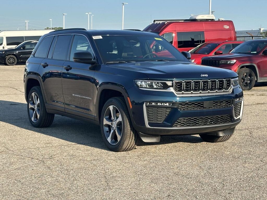 New 2026 Jeep Grand Cherokee Limited Sport Utility