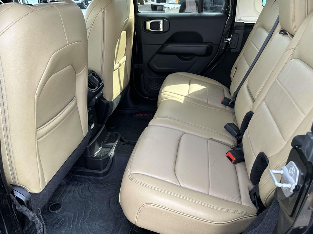 2018 Jeep All-New Wrangler Unlimited Sahara - Photo 13
