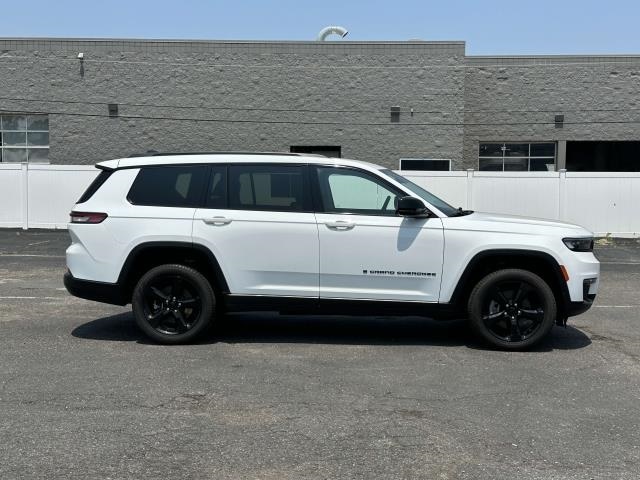 Certified 2023 Jeep Grand Cherokee L Limited with VIN 1C4RJKBG6P8752212 for sale in Sterling Heights, MI
