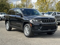 2025 Jeep Grand Cherokee Laredo Sport Utility