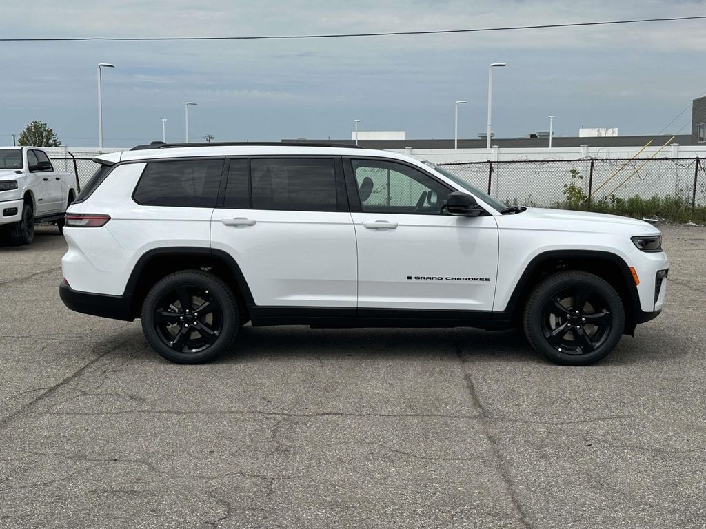 New 2026 Jeep Grand Cherokee L Limited Sport Utility