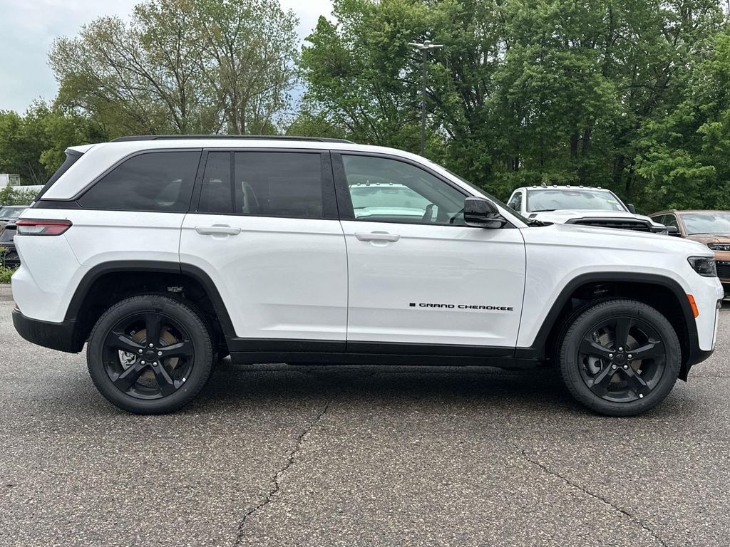 New 2026 Jeep Grand Cherokee Limited Sport Utility