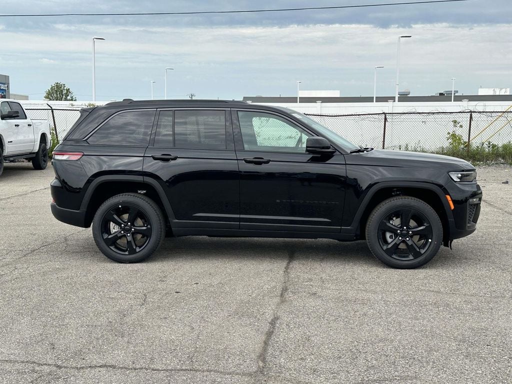 New 2026 Jeep Grand Cherokee Limited Sport Utility