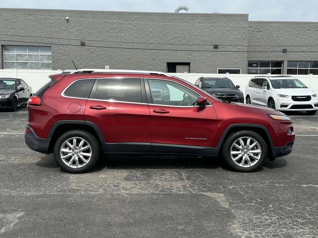 Used 2014 Jeep Cherokee Limited with VIN 1C4PJLDB8EW312712 for sale in Sterling Heights, MI