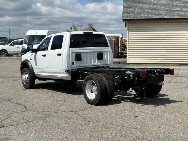 2025 Ram 5500 Tradesman photo 4