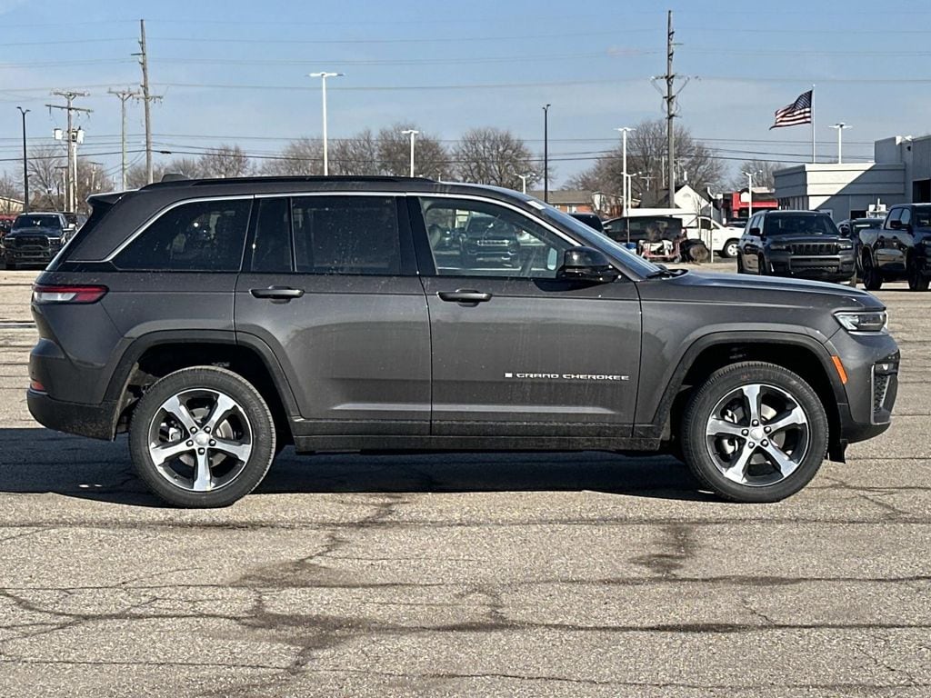 New 2026 Jeep Grand Cherokee Limited Sport Utility