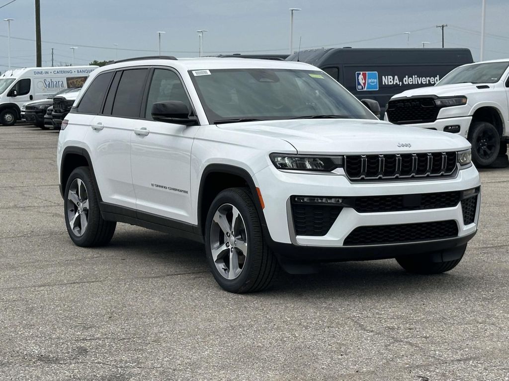2026 Jeep Grand Cherokee Sport Utility 