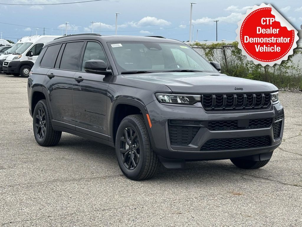 New 2026 Jeep Grand Cherokee L Laredo Sport Utility