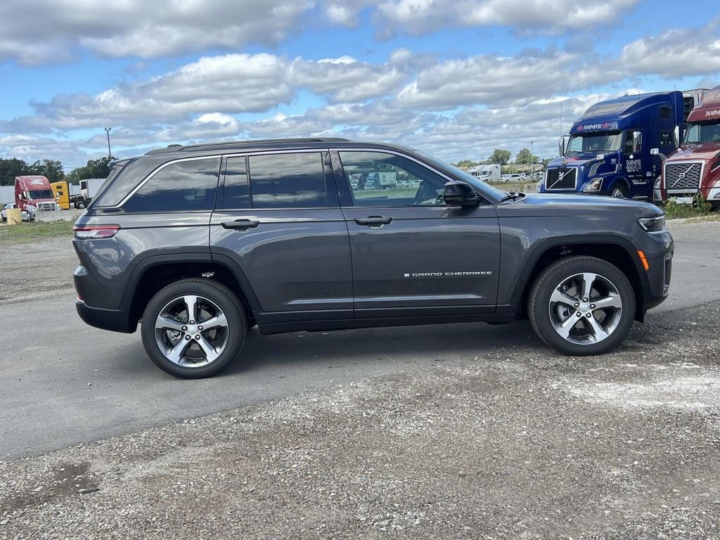 New 2026 Jeep Grand Cherokee Limited Sport Utility