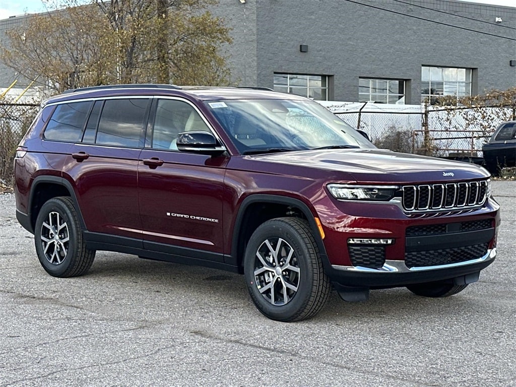 2025 Jeep Grand Cherokee L Limited's photo