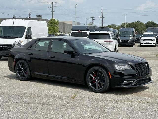 New 2023 Chrysler 300 For Sale or Lease in Sterling Heights MI | Stock:  I23026