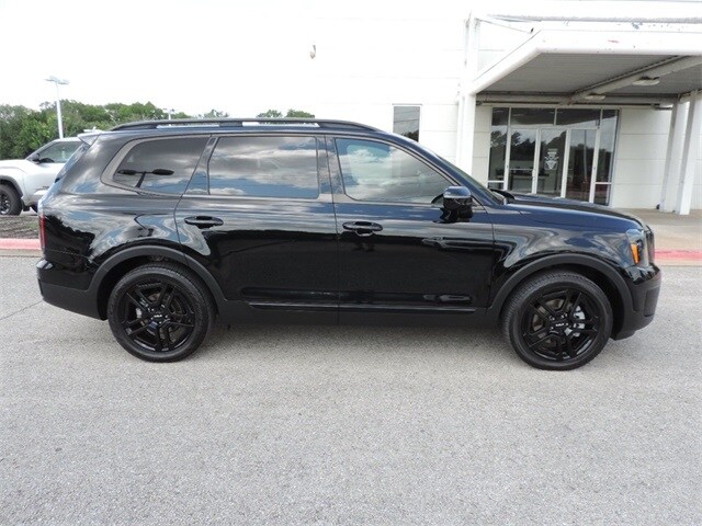 2024 Kia Telluride X-Line photo 3