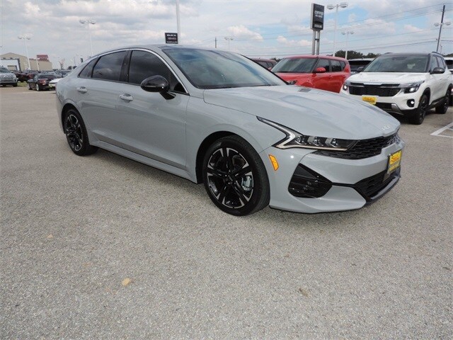 2023 Kia K5 GT-Line photo 3