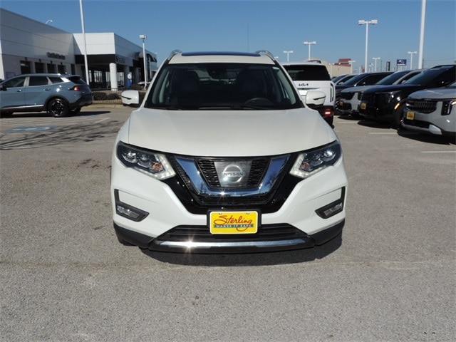 Used 2017 Nissan Rogue SL with VIN 5N1AT2MV5HC858826 for sale in Bryan, TX