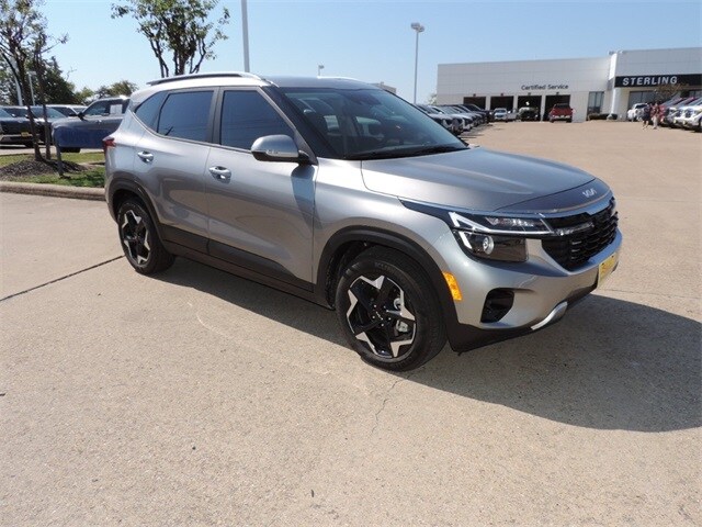 2025 Kia Seltos S photo 3
