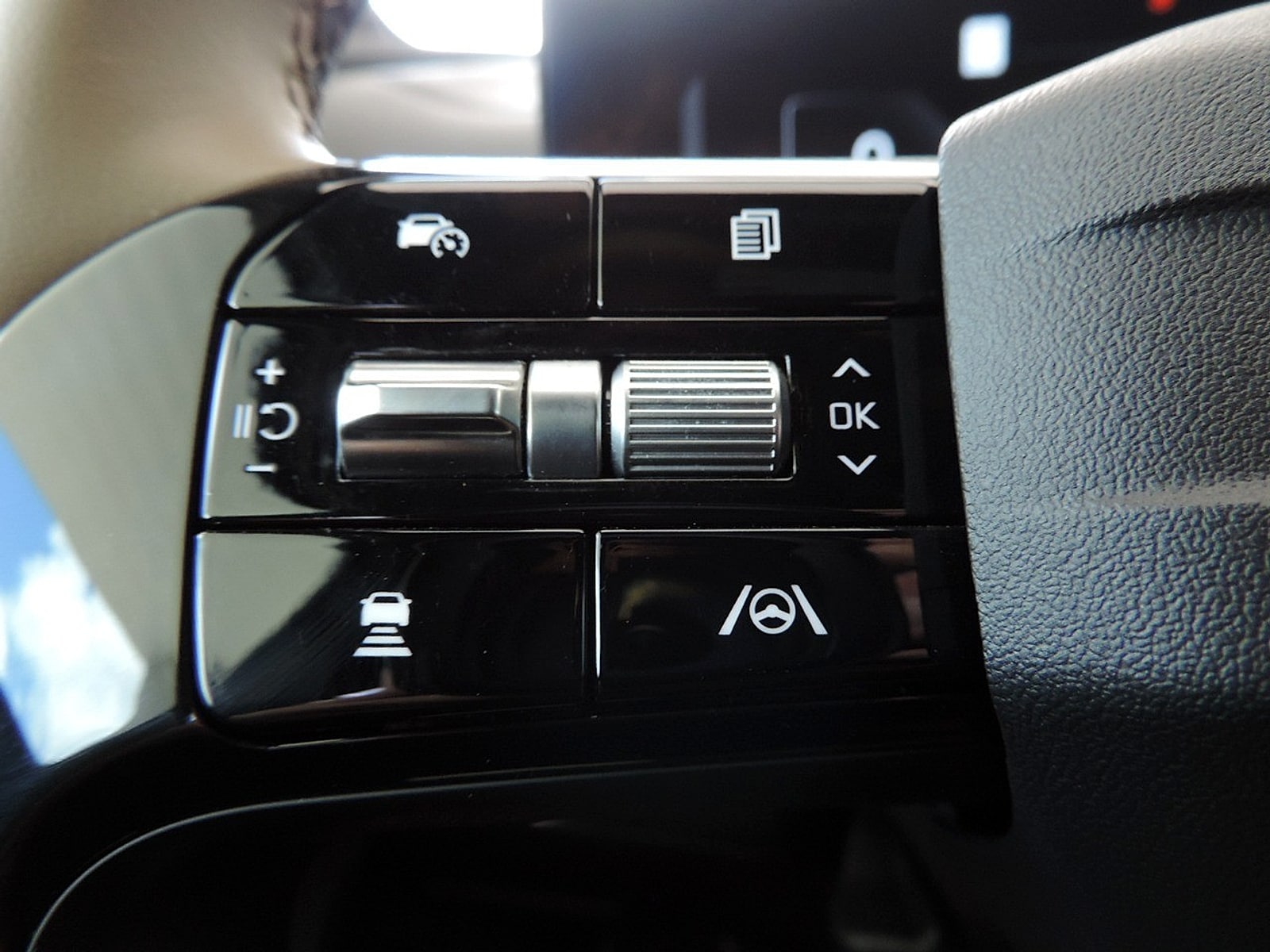 2026 Kia Sorento X-Line SX Prestige - Photo 30