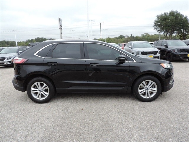 2019 Ford Edge SEL photo 4