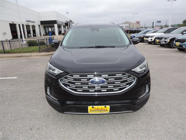 2019 Ford Edge SEL photo 2