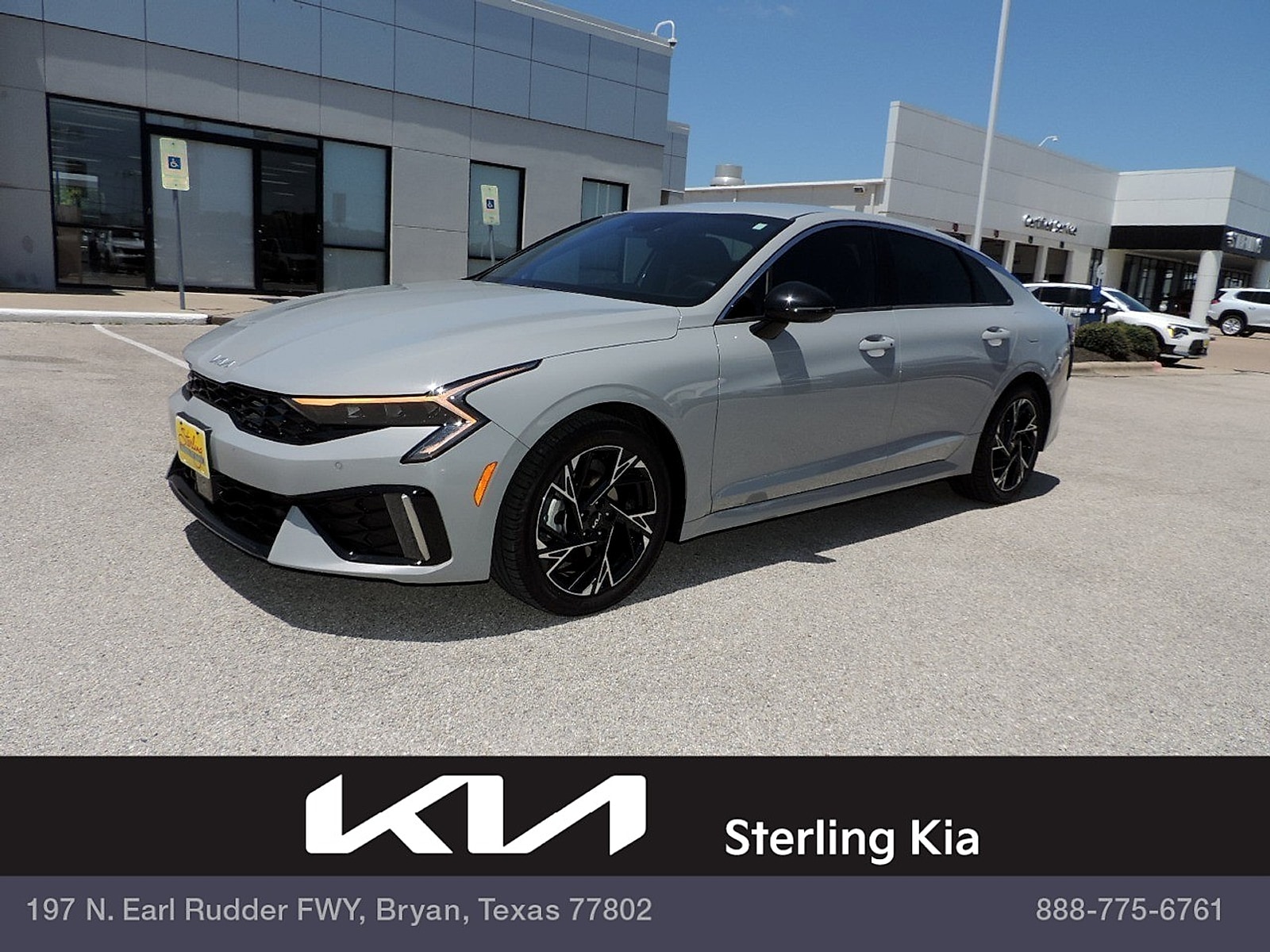 2025 Kia Optima GT-Line FWD's photo