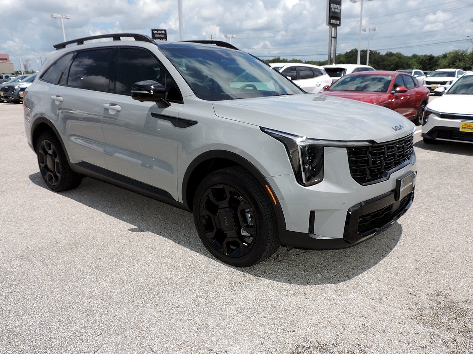 2026 Kia Sorento X-Line SX Prestige - Photo 3